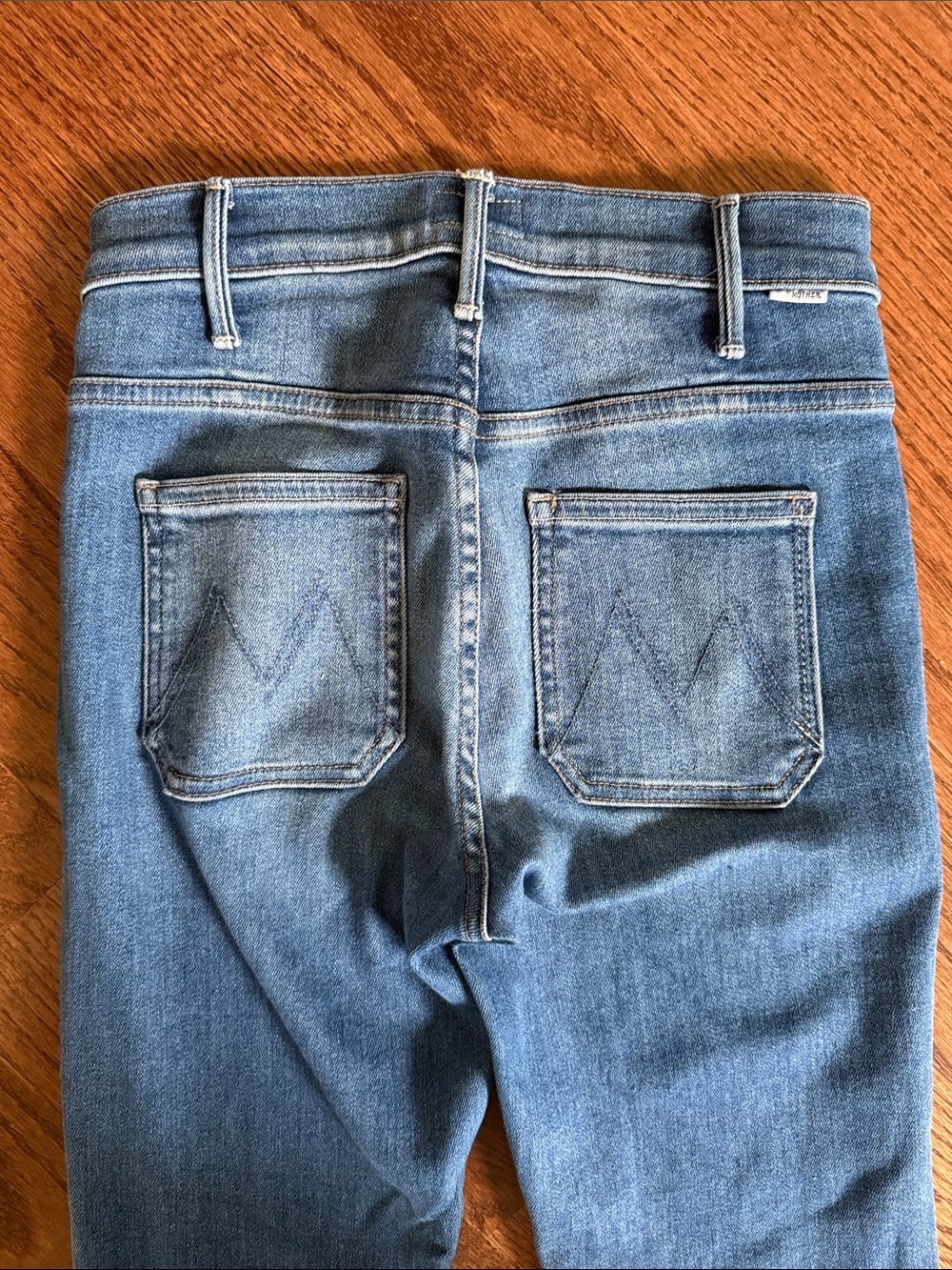 MOTHER Mid-Rise ankle Jean size 25 - Picture 4 of 4